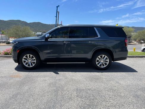 Used 2021 Chevrolet Tahoe Premier w/ Premium Package RWD image 8