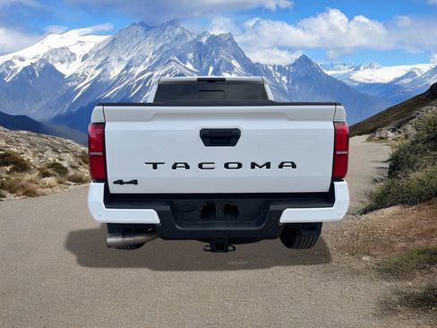 Certified 2024 Toyota Tacoma TRD Sport w/ TRD Sport Upgrade Package image 4