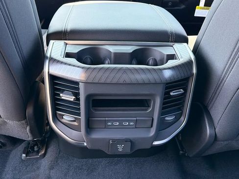New 2026 RAM 1500 Big Horn AWD/4WD image 24