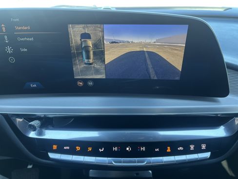 Used 2024 Cadillac Lyriq Luxury image 29