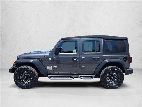 Used 2018 Jeep Wrangler Unlimited Sport AWD/4WD image 9