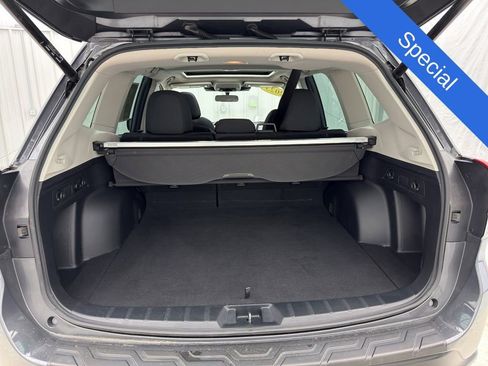 Used 2023 Subaru Forester Premium AWD/4WD image 8
