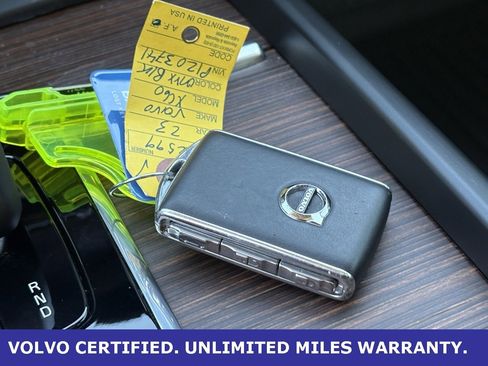 Certified 2023 Volvo XC60 B5 Plus w/ Climate Package image 40