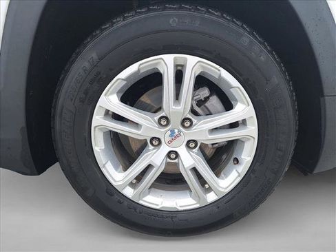 Used 2021 GMC Terrain SLE image 21