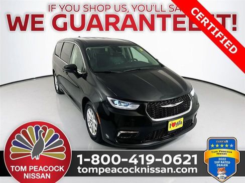 Used 2024 Chrysler Pacifica Touring-L image 1