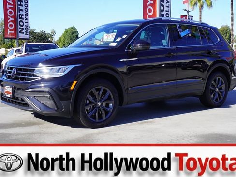 Used 2022 Volkswagen Tiguan SE image 4