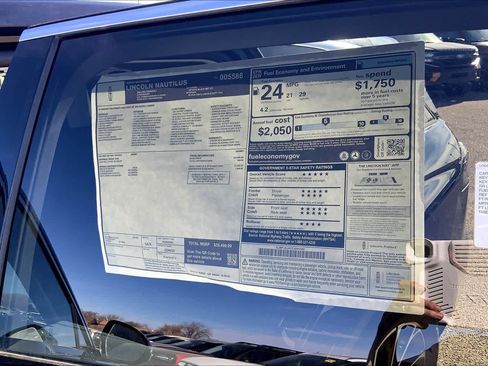 New 2026 Lincoln Nautilus Premier image 22