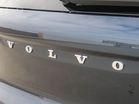 New 2026 Volvo XC40 B5 Ultra w/ Climate Package AWD/4WD image 12
