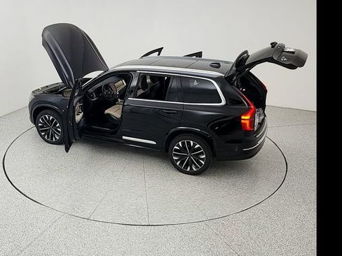 New 2026 Volvo XC90 T8 Plus w/ Protection Package Premier AWD/4WD image 41