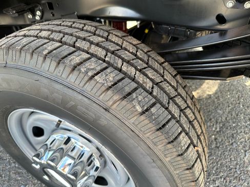 New 2026 Ford F350 XL w/ XL Chrome Package image 20