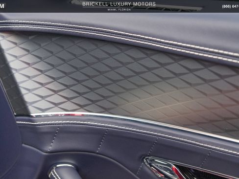 Used 2024 Bentley Flying Spur V8 AWD/4WD image 29