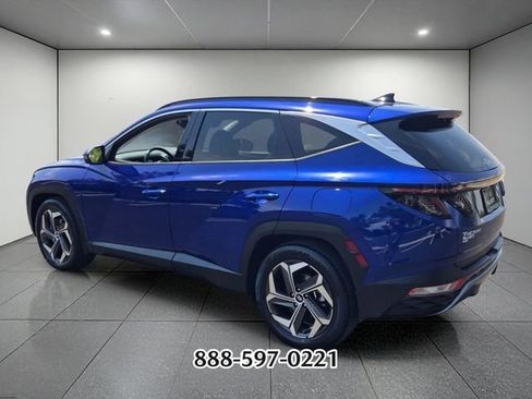 Used 2023 Hyundai Tucson Limited w/ Winter Package FWD image 3