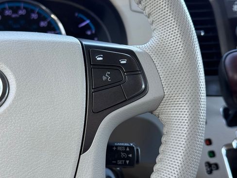 Used 2013 Toyota Sienna XLE image 11