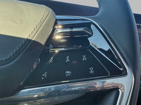 New 2025 Cadillac Escalade IQ Luxury 2 image 17