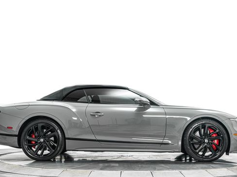 Used 2025 Bentley Continental GT Speed AWD/4WD image 18