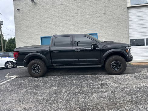 Used 2025 Ford F150 Raptor w/ Equipment Group 803A Raptor R AWD/4WD image 4