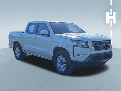 Used 2024 Nissan Frontier SV w/ SV Convenience Package