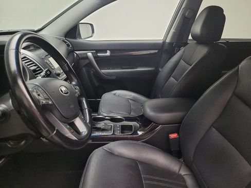 Used 2014 Kia Sorento EX image 17
