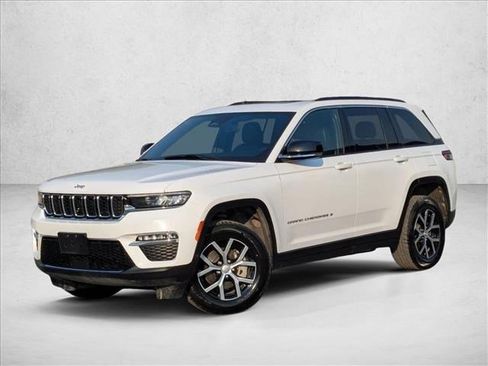 Used 2024 Jeep Grand Cherokee Limited image 1