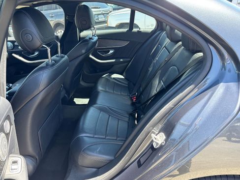 Used 2016 Mercedes-Benz C 300 4MATIC Sedan image 9
