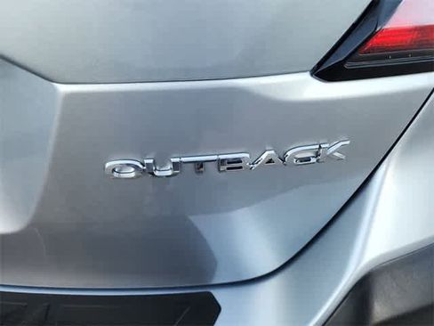 New 2025 Subaru Outback Limited image 11