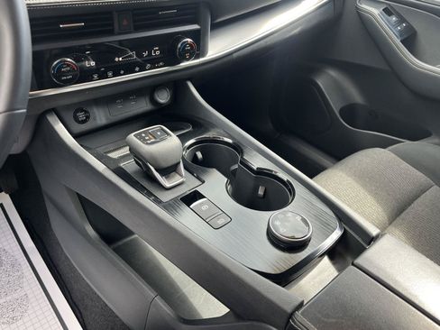 Certified 2025 Nissan Rogue SV AWD/4WD image 26