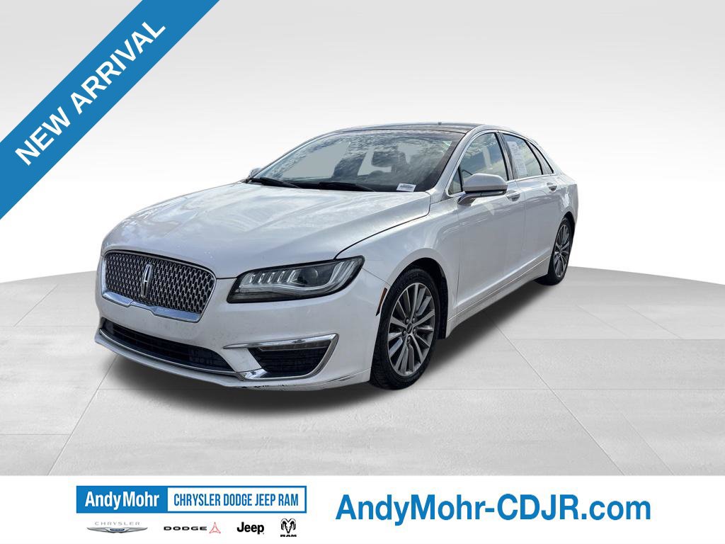 Used 2018 Lincoln MKZ Select w/ Select Plus Package FWD image 3