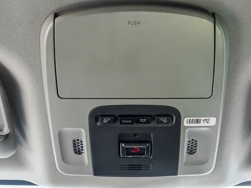 Certified 2024 Toyota Camry XLE image 29