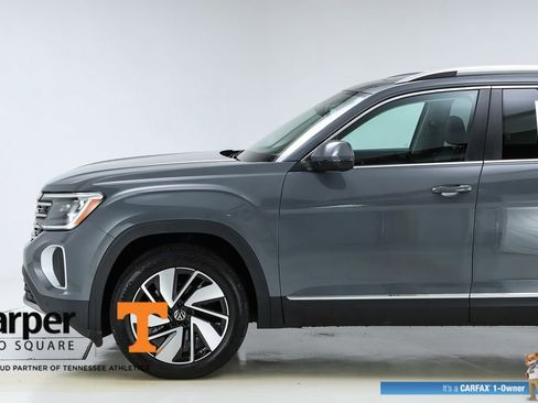 Used 2025 Volkswagen Atlas SEL image 43