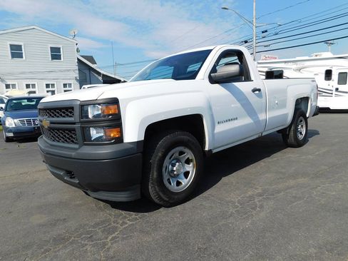 Used 2015 Chevrolet Silverado 1500 W/T w/ Trailering Package AWD/4WD image 2