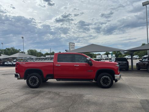 Certified 2024 Chevrolet Silverado 2500 LTZ w/ LTZ Texas Edition AWD/4WD image 4