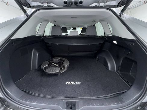 Certified 2022 Toyota RAV4 XLE AWD/4WD image 14