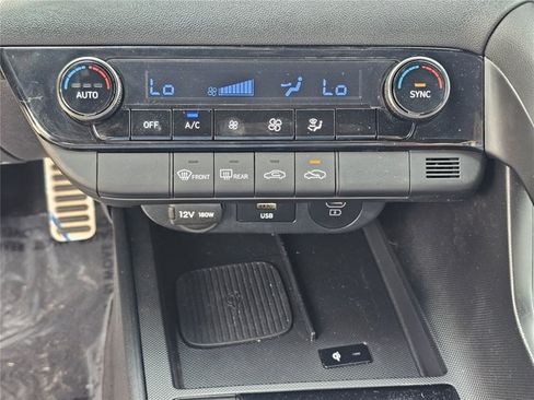 Used 2026 Hyundai Elantra Sport FWD image 50