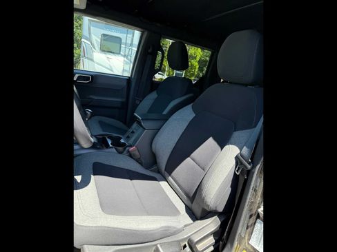 Used 2022 Ford Bronco Big Bend AWD/4WD image 9