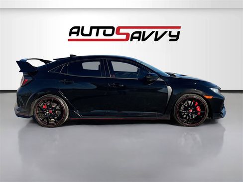 Used 2019 Honda Civic Type R image 8