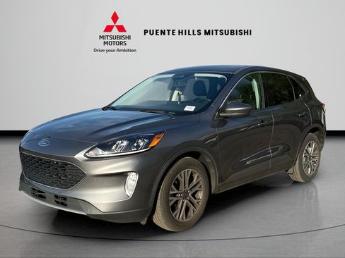 Used 2022 Ford Escape SEL FWD image 1