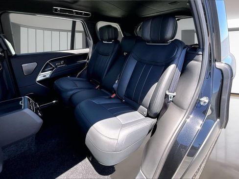 Certified 2024 Land Rover Range Rover Long Wheelbase Autobiography AWD/4WD image 22
