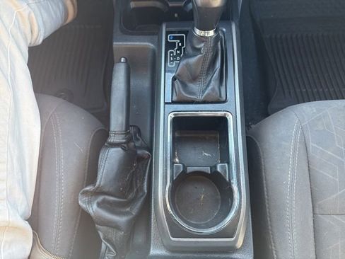 Used 2017 Toyota Tacoma TRD Sport w/ Tow Package image 23