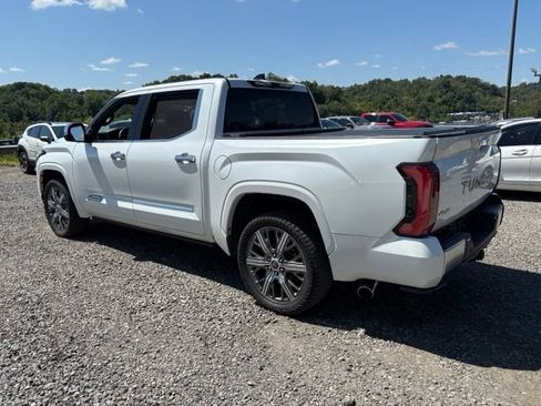 Used 2022 Toyota Tundra Capstone AWD/4WD image 3