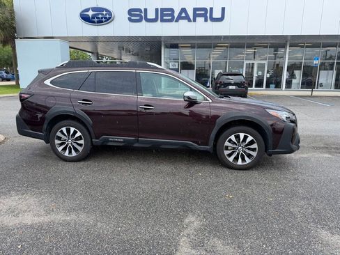 Used 2025 Subaru Outback Touring XT w/ Popular Package #2 AWD/4WD image 2