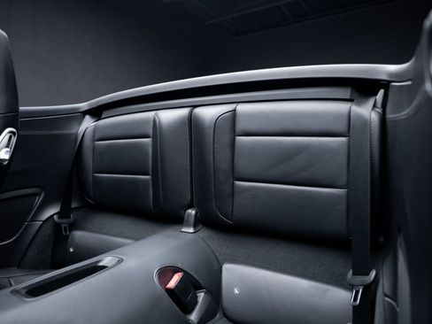 Used 2017 Porsche 911 Turbo image 71