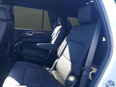 Used 2025 GMC Yukon Denali image 20