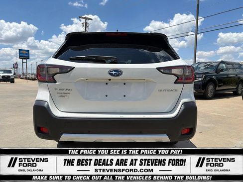 Used 2025 Subaru Outback Limited AWD/4WD image 11