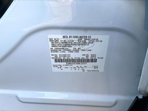 Used 2013 Lincoln MKT AWD image 36