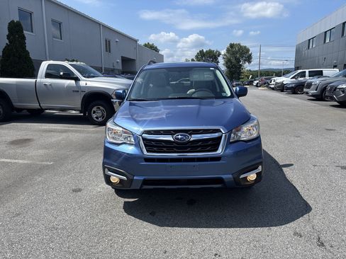 Used 2018 Subaru Forester 2.5i Limited AWD/4WD image 11