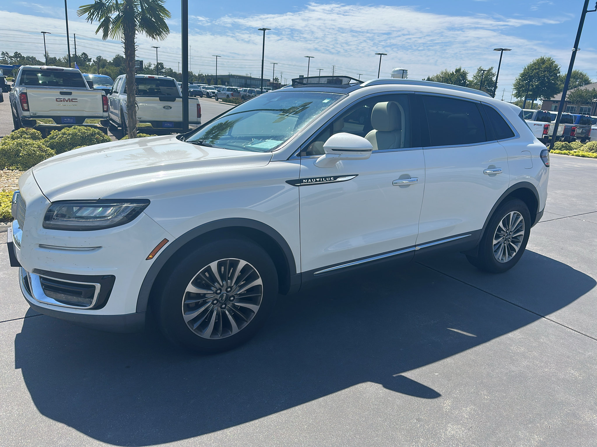 Used 2020 Lincoln Nautilus Reserve AWD/4WD image 1