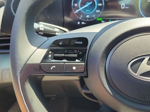 New 2026 Hyundai Elantra Limited FWD image 7
