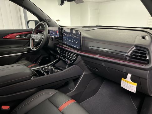 New 2026 Chevrolet Traverse RS image 64