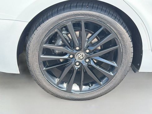 Used 2023 Toyota Camry XSE FWD image 8
