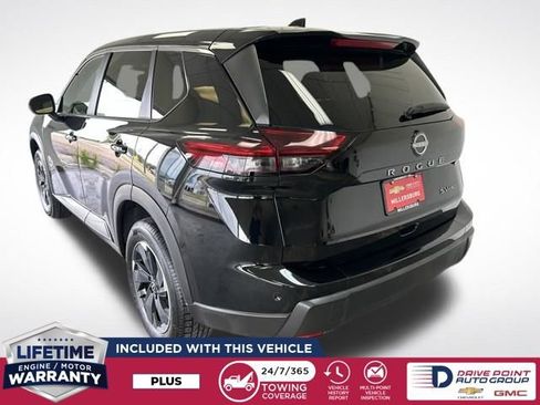 Used 2024 Nissan Rogue SV AWD/4WD image 6